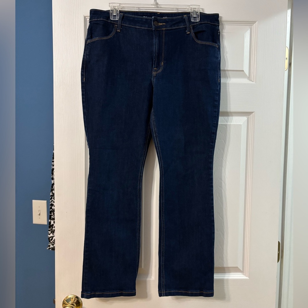 Old Navy Mid-Rise Bootcut Jeans